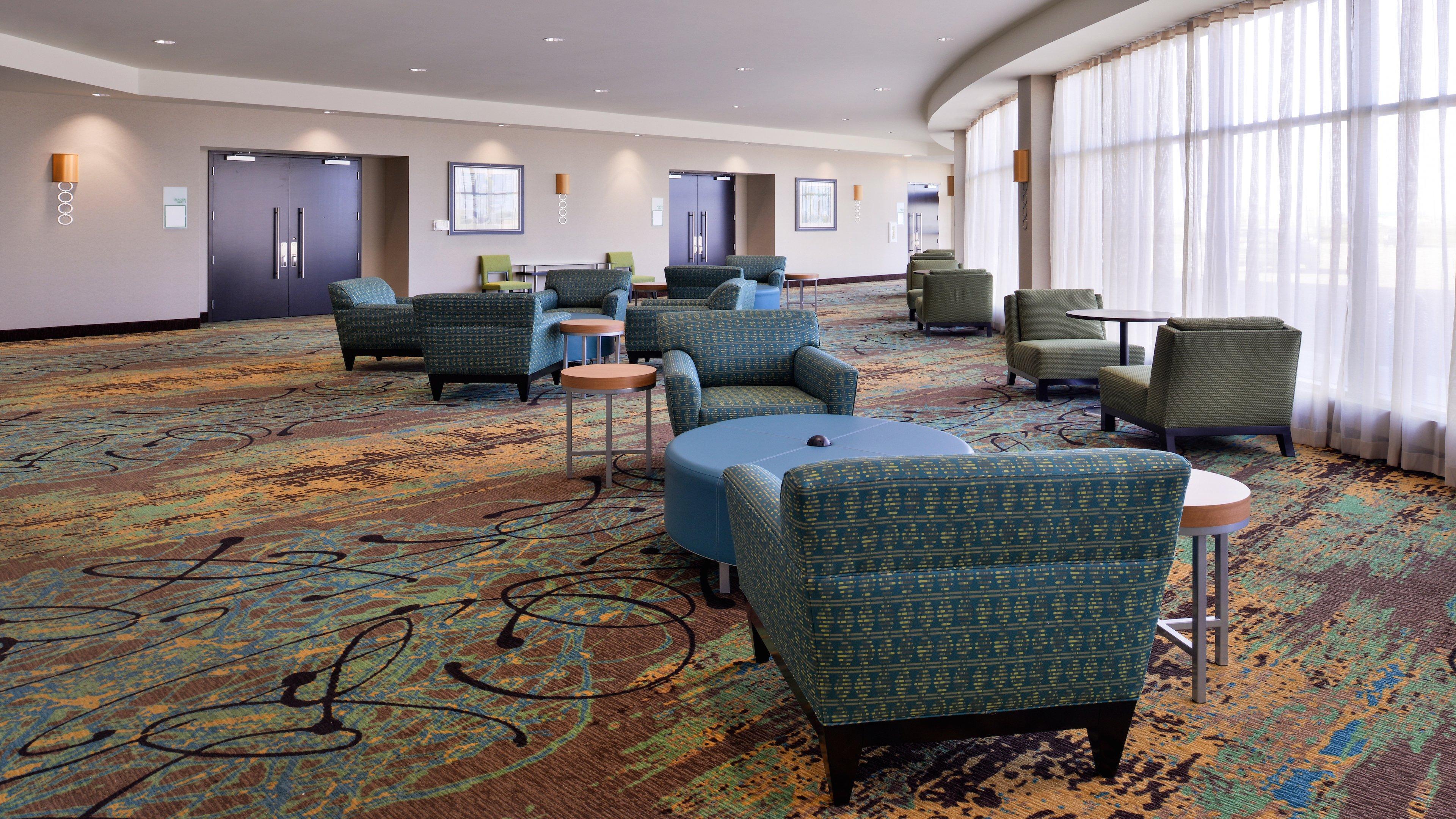 Holiday Inn Hotel & Suites Edmonton Airport Conference Centre By Ihg Nisku Exterior photo
