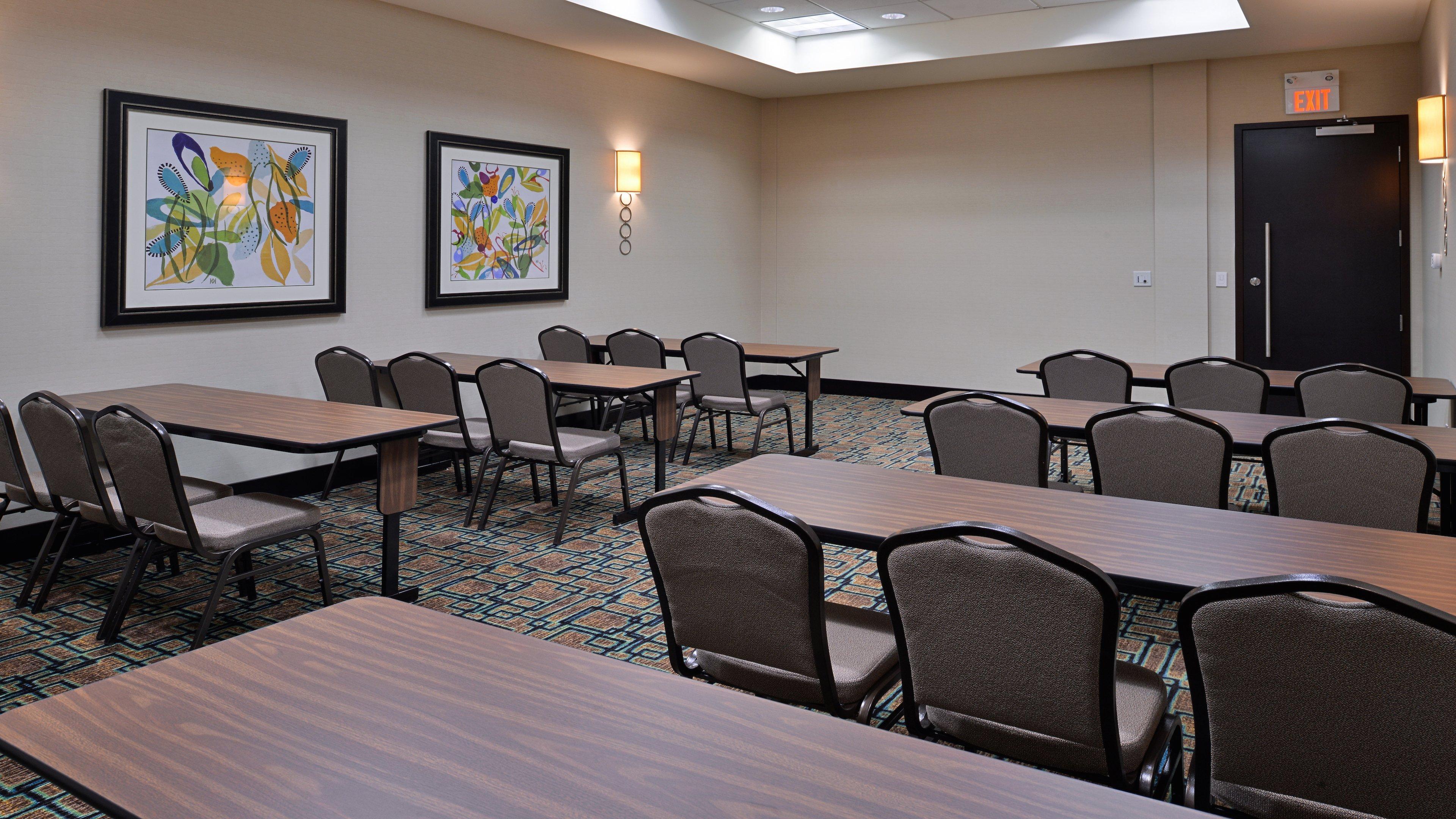 Holiday Inn Hotel & Suites Edmonton Airport Conference Centre By Ihg Nisku Exterior photo